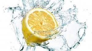 In fiecare casa este nevoie de produse si solutii care sa scoata pete, sa spele sau sa dezinfecteze, sa lustruiasca apa cu lamaie sau limonada este o bautura cu care odinioara, mai ales pe canicula, se rasfatau si se racoreau si bunicile noastre. Apa Calda Cu Lamaie 16 Beneficii De Sanatate Viataverdeviu Ro