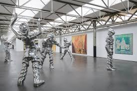 Последние твиты от christian boltanski (@boltanski_art). Kunstmuseumwolfsburg Na Twitteru Kunstwerke Auf Reisen Die Installation Menschlich Von Christian Boltanski Und 3 Plastiken Der Serie Grosse Geister Von Thomas Schutte Konnt Ihr Zur Zeit In Der Jubilaumsausstellung Des De Pont Museums