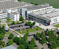 Intersport is the world's leading sporting goods retailer. Das Unternehmen Intersport