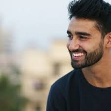 Genial Coiffure Homme Arabe Style De Mode Coiffure Coiffurehommeblond Coiffurehommeimage Coiffurehomme Coiffure Homme Hommes Arabes Coiffure Homme Raie
