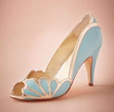 Wählen sie die kategorie aus, in der sie suchen möchten. Blau Hochzeit Schuhe 2016 Vintage Braut Scalloped Ferse Katzchen Pu Peep Toe Custom Made Fashion Sandalen Pumpt Reizvolle Elegante Schuhe Sandals Uk Shoe Distributerssandal Aliexpress