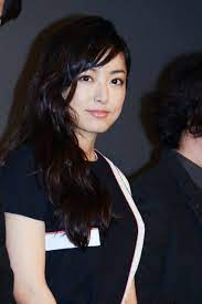 女優 井上真央の可愛い画像を集めました 癒される画像ばかり のサムネイル画像 美容 大人かわいい ヘアアレンジ かわいい ヘアアレンジ