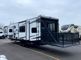 Momentum watches are assembled by hand in vancouver, canada and blaine, usa. 2021 Grand Design Rv Momentum G Class 30g Colton Rv In Ny Buffalo Rochester And Syracuse Ny Rv Dealer Fifth Wheel Campers And Class A Motorhomes For Sale In Ny