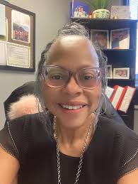 Good Morning. Can anyone assist with preparing a quitclaim deed this  morning or provide an editable template for my use? Let me know. Thank  you!!