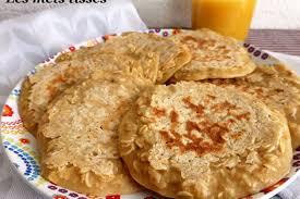 Recette De Pancakes Au Lait D Amandes Et Flocons D Avoine Recette Lait D Amande Alimentation Recette Pancakes