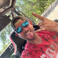 Some of you “HOA PRESIDENTS” that are NOT allowing people to run generators  for MEDICAL EMERGENCIES, during a disaster, better be VERY careful, before  you are named!!! 🤬🤬🤬