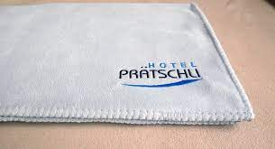 Ich glaube decken wird alleinstehend nicht (mehr) sehr häufig verwendet. Decken Besticken In Der Schweiz Die Logostickerei