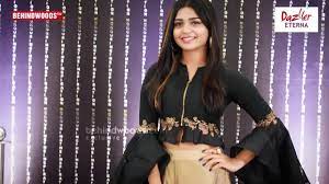 96-movie-Gouri G Kishan Hot Navel Show Video - YouTube | Beautiful women  faces, Women, Show video