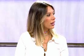 Alejandra Rubio denuncia las críticas que recibe en redes por mostrar su tripa: "Cuando la tenía plana no molestaba a nadie"
