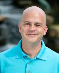 Amazon.com: Whispering Bones: A Supernatural Thriller: 9798685971722: Weed,  David Scott: Books