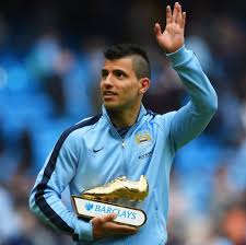 sergio aguero with his golden boot award manchester city football club manchester city football club
