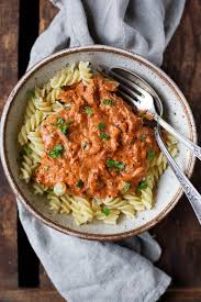 Pasta Mit Makrelen Tomatensauce 20 Minuten Kochkarussell Rezept Tomaten Sauce Rezepte Gesund Tomatensauce