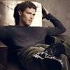 When her partner quits in the middle of the investigation, she is assigned the new liaison, special agent klaus mikaelson. 3
