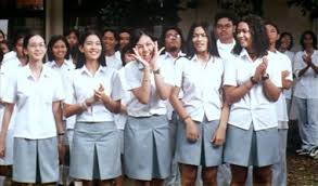 With nicholas saputra, dian sastrowardoyo, titi kamal, adinia wirasti. Nostalgia Sama Soundtrack Film Aadc 1 Yang Selalu Sukses Bikin Galau Maksimal
