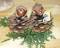 Ornamente de craciun din materiale reciclabile. 8 Idei Eco De Utilizare A Conurilor De Brad