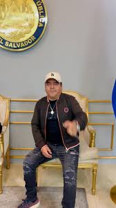 Familia de #ElSalvador 🇸🇻 Ya estamos...