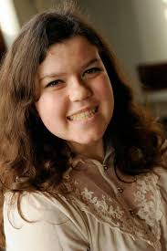 ISTITUTO EUROPEO MUSICA FIRENZE: Interview with Olivia Broderick, young  American singer and student at Istituto Europeo