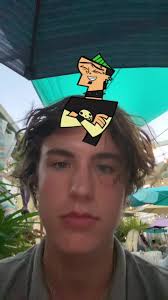 Max Osborne (@probablynotozzie)