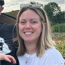 Yvette Corbett's Instagram, Twitter & Facebook