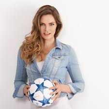 Nachdem sie kurzzeitig bei sport1 und liga total! Julia Scharf Scharfes Shooting Gala De