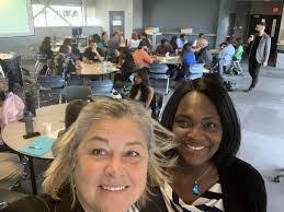 Brenda Mckay's Instagram, Twitter & Facebook