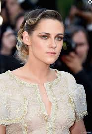 Soi meme coupe cheveux bouclé homme court couper cheveux bouclés homme coupe coupe de. Coiffure Cheveux Courts Qui Repoussent Comment Passer Joliment Du Court Au Long Terrafemina