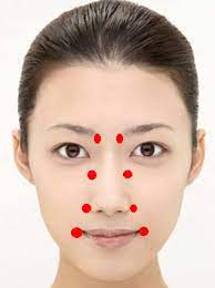 顔の肉を落とす方法はない 見るからに痩せたと言われた小顔実践法 キレイのアリカ フェイスマッサージ 顔 落とす