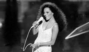 Изучайте релизы diana ross на discogs. Diana Ross Fall In Love With These Vintage Style Outfits