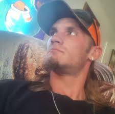 How to remove a stuck pulley from a lawn mower?