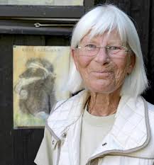 Eva Fallström räddar igelkottar på sin klinik