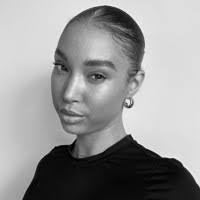 Mallory Lee's Instagram, Twitter & Facebook