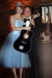 2,292 7 shows like netflix's. Taylor Swift Light Sky Blue Tulle Prom Dress No 1 Party For Our Song Thecelebritydresses