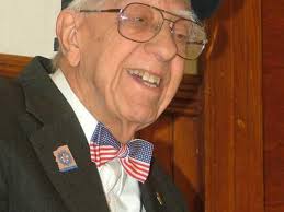 Scene in Manchester: 94-year-old shares his life in song