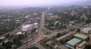 Approximately in the centre of the country, it is geographically unique in nigeria due to its boundaries of elevated hills surrounding the jos plateau its capital, and the entire plateau itself. Jos Facts Jos Facts Twitter