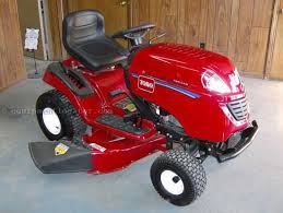 Put the drive belt cover back over the assembly and install the 2 screws that hold the drive belt cover in place (3/8 socket wrench). Pin On Diyo Toro Mowers Lawn Care