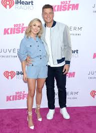 The break up seemed amicable at the time but then things took a turn. Colton Underwood Cassie Randolph S Messy Split Everything We Know