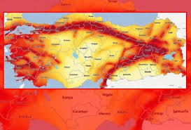 Meydana gelen deprem sonrası yıllardır beklenen büyük i̇stanbul depremi de tartışılmaya başlandı. Uzmanlar Uyardi Turkiye De 8 Sehir En Riskli Deprem Fay Hatlari Uzerinde Yer Aliyor