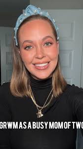 When you have two babies that constantly want to be held you have to get  your routine down pat ⏰⏰ short