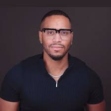 Darrell Norris's Instagram, Twitter & Facebook