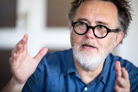 Rod Dreher: "America is tearing itself apart"