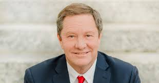 Former Judge Kristian Earles running for district attorney