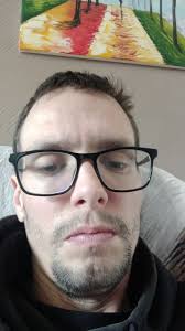 hi rate me ugly or handsome I am single never be married or kid