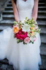 Wir haben für dich die beliebtesten hochzeitsblumen zusammengetragen, die sowohl in der. Ein Paar Gedanken Zu Warum Hochzeitsblumen Geld Kosten