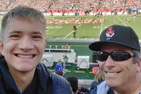 Hey, my name is Jackson Carpenter and I'm committed to UC for Business. I'm  big into roundnet (spikeball) and play tennis as well. I love being active  and having fun with friends,