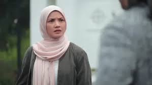 Roti tu pulak bukan biasa biasa tau! Hero Seorang Cinderella Episod 1 Hero Seorang Cinderella Ep 1 Tonton Episode Online Dramabest2u Setelah Bertahun Di Luar Negara Tengku Ian Kembali Ke Malaysia Untuk Mencari Cinta Sejati