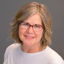 Allison Howland's Instagram, Twitter & Facebook