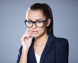 Ochelari de soare pentru fata patrata: Nu Se PoartÄƒ Asa Oricum Alege Ochelarii De Vedere In FuncÅ£ie De Forma FeÅ£ei Spynews Ro