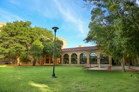 For lunch and dinner, use the hulen side entrance. Clement Hall Texas Tech University Reviews Ratings And Pictures Mydorm Com