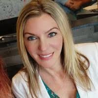 Lindsey Rainey's Instagram, Twitter & Facebook