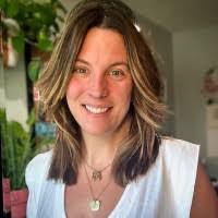 Miranda Nicholson's Instagram, Twitter & Facebook